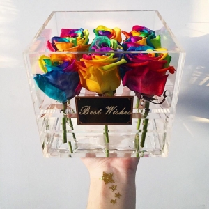 Luxury Acrylic Flower Packing Box For Valentine Day 