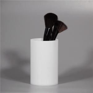 Round white acrylic makeup brushes holder 