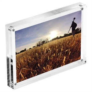 5 x 7 Magnetic Acrylic Picture Frame Photo Display Stand 