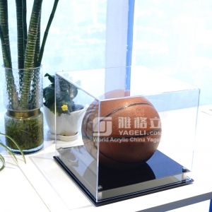 Wholesale black base clear acrylic basketball display case box 