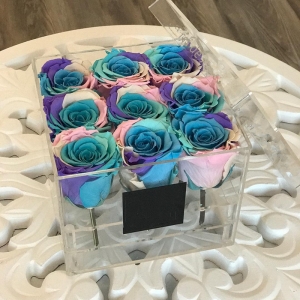 Luxury Acrylic Flower Packing Box For Valentine Day 