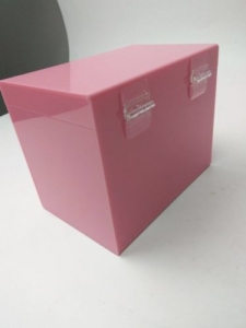 New pink eyelash extensions lash box with ten eyelash extension tiles 