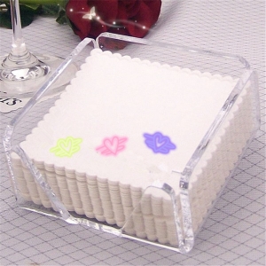 China Manufacturer Square Acrylic Tissue box for Hotel / Restaurant / Home 