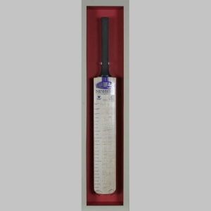 Large Dust Proof Rectangle Acrylic Cricket Bat Display Case 
