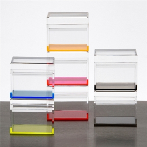 square acrylic box