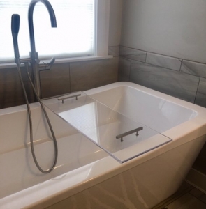 Customized acrylic bathtub tray Lucite plastic bathroom wine glass holder tray 