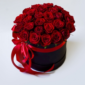 Extra Large preserve Roses Black Box 