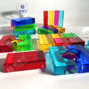 Acrylic Gem Cubes