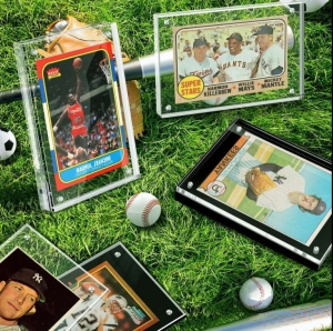 wholesale Trading Card Display Frames 