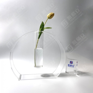 Modern customized acrylic round vase